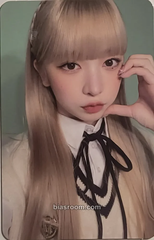 Billlie - Haruna - The Collective Soul and Unconscious: Chapter One Album album photocard