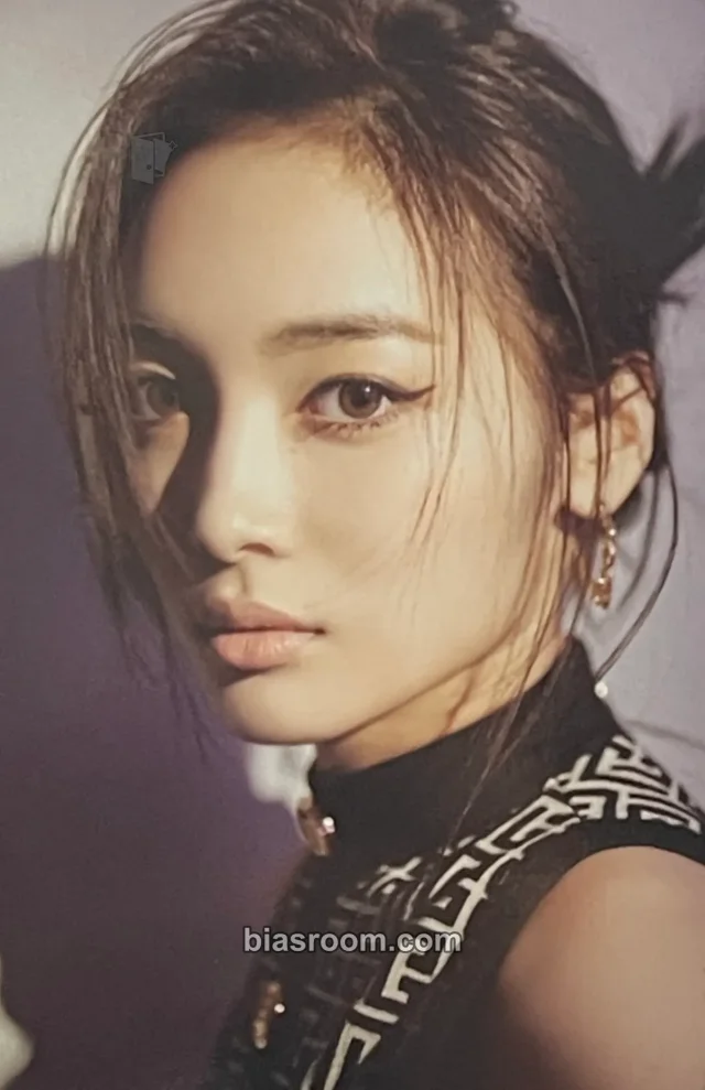 XG - Jurin - Mascara Album album photocard