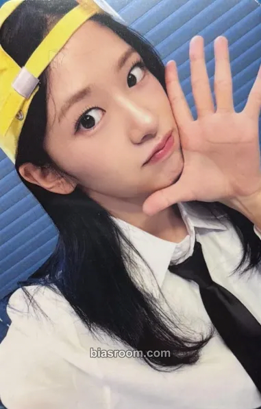 Yujin IVE SECRET Photocard - IVE - IVE K-pop photocard