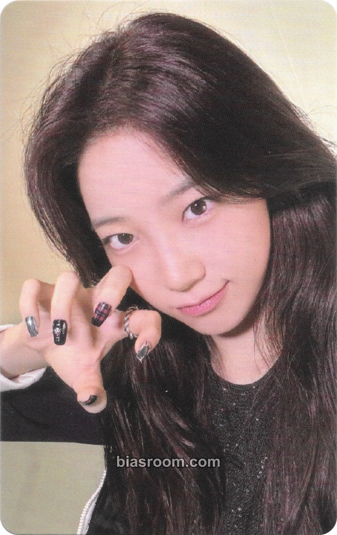 Kazuha EASY Photocard - LE SSERAFIM - LE SSERAFIM K-pop photocard