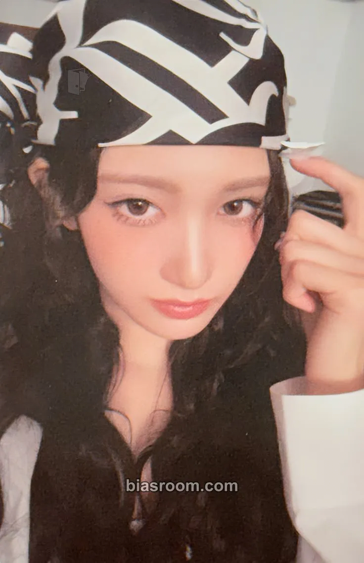 Leeseo IVE SECRET Photocard - IVE - IVE K-pop photocard