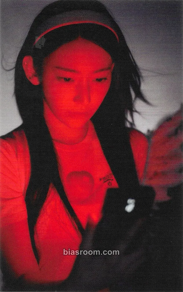 Sakura UNFORGIVEN Photocard - LE SSERAFIM - LE SSERAFIM K-pop photocard