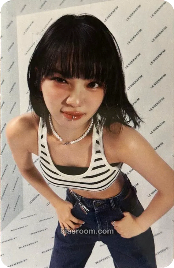 Kim Chaewon UNFORGIVEN Photocard - LE SSERAFIM - LE SSERAFIM K-pop photocard