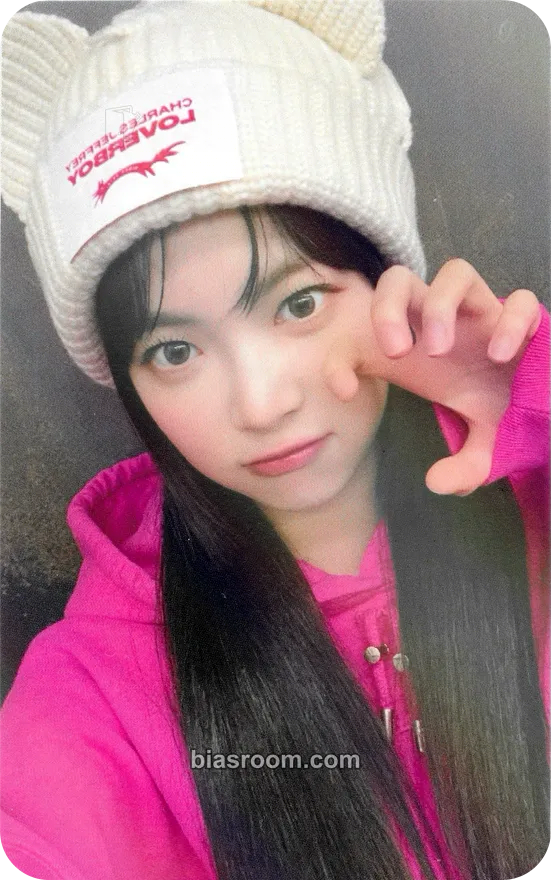 Hong Eunchae UNFORGIVEN Photocard - LE SSERAFIM - LE SSERAFIM K-pop photocard