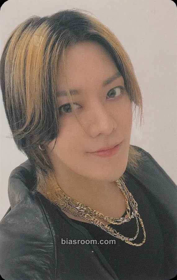 Yuta Yuta - Debut & Showcase Tour - "Hope" (2024) Photocard - NCT - NCT K-pop photocard