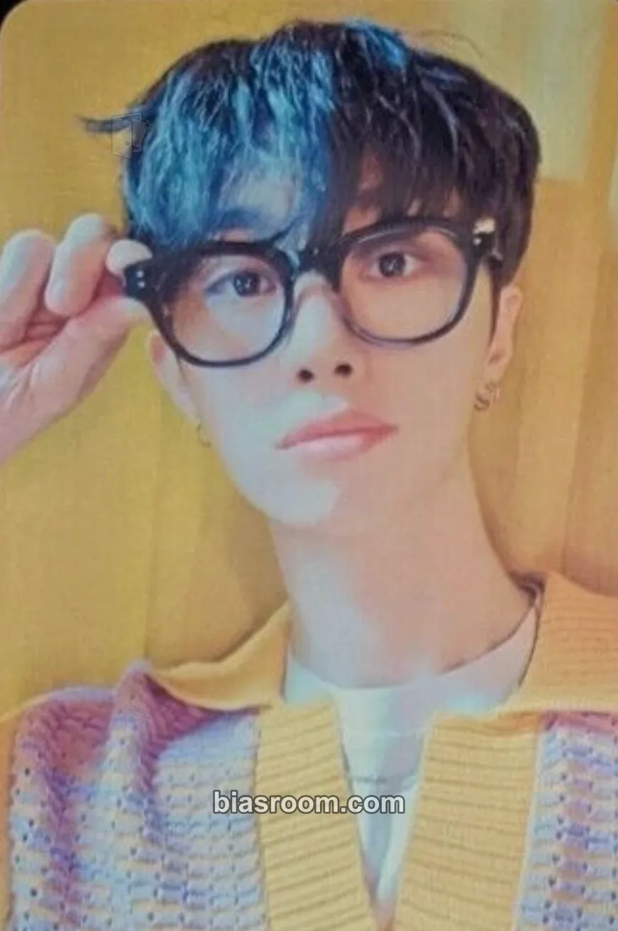 Bitsaeon Peak Time Concert Photocard - M.O.N.T - M.O.N.T K-pop photocard