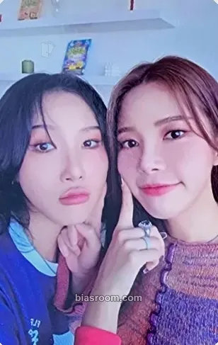 MY CON World Tour Photocard - MAMAMOO - MAMAMOO K-pop photocard