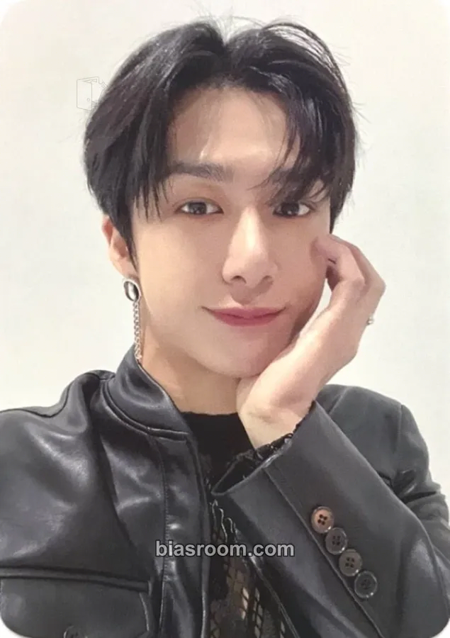 Hyungwon REASON Photocard - MONSTA X - MONSTA X K-pop photocard