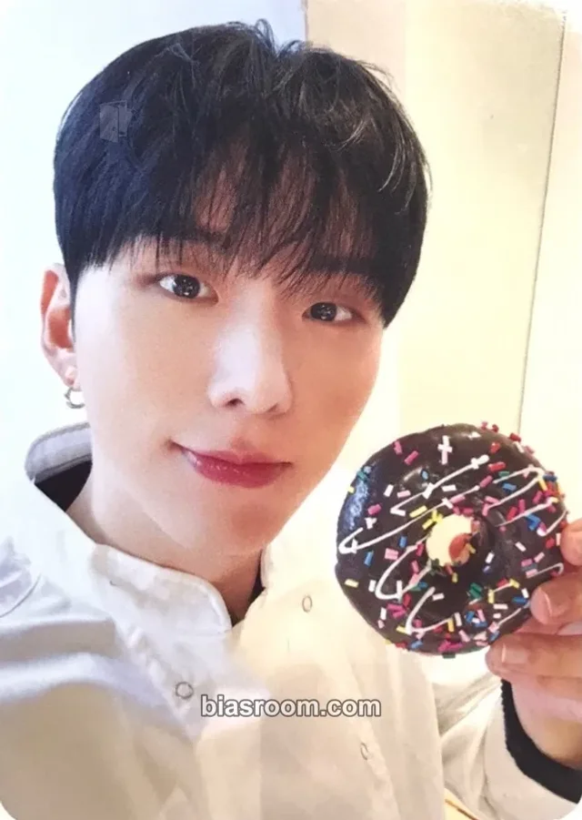 MONSTA X - Kihyun - THE X Album makestar round 3 fansign offline