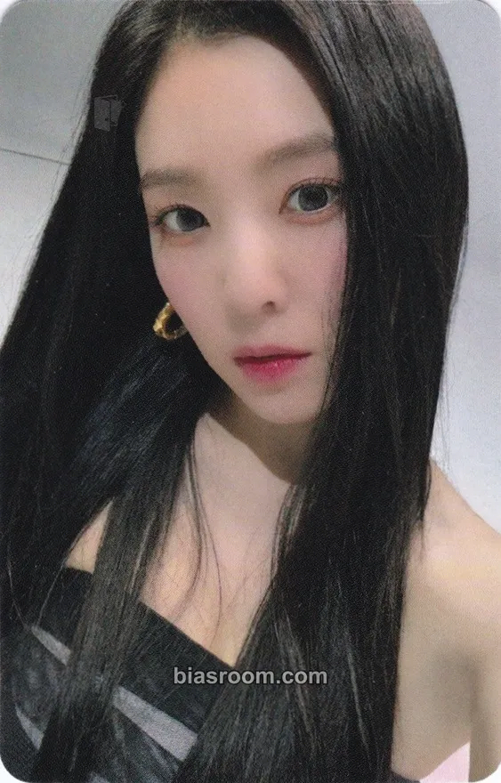 Irene Tilt Photocard - Red Velvet - Red Velvet K-pop photocard