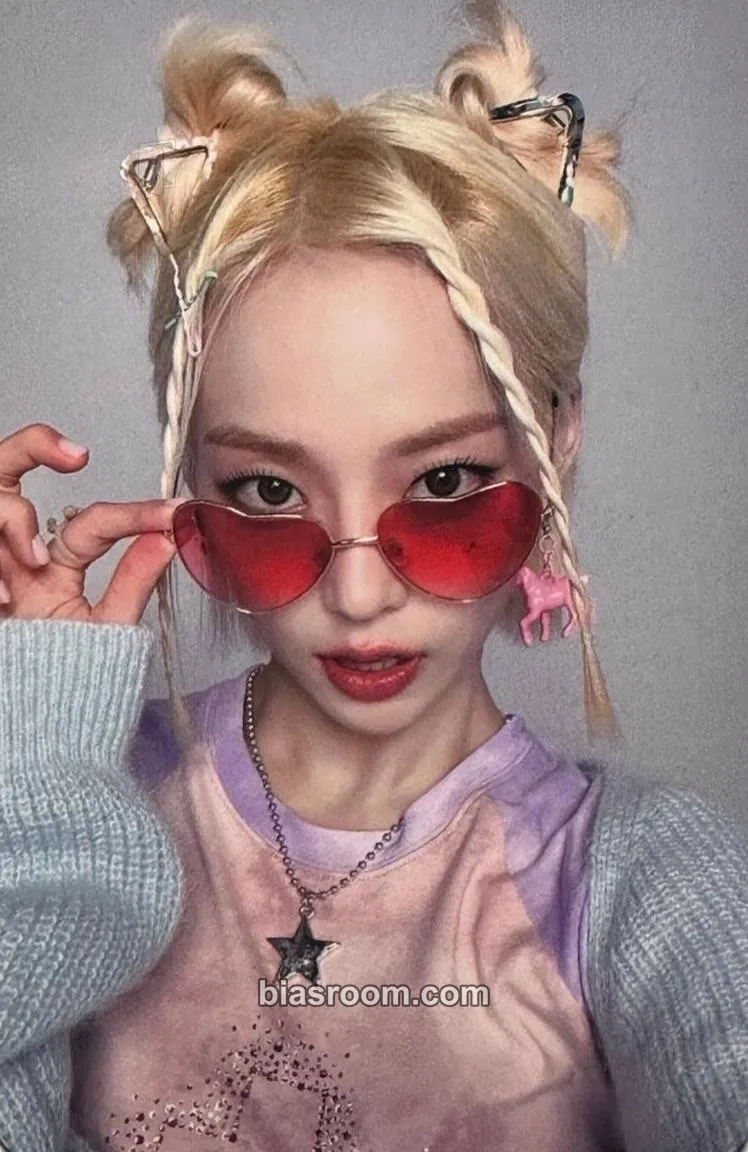 Yeeun 7+Up Photocard - EL7Z UP - EL7Z UP K-pop photocard