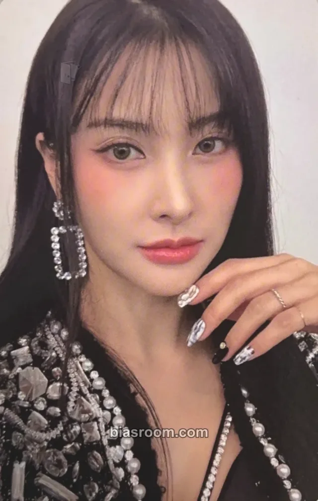 KARA - Gyuri - Move Again Album album photocard korean album