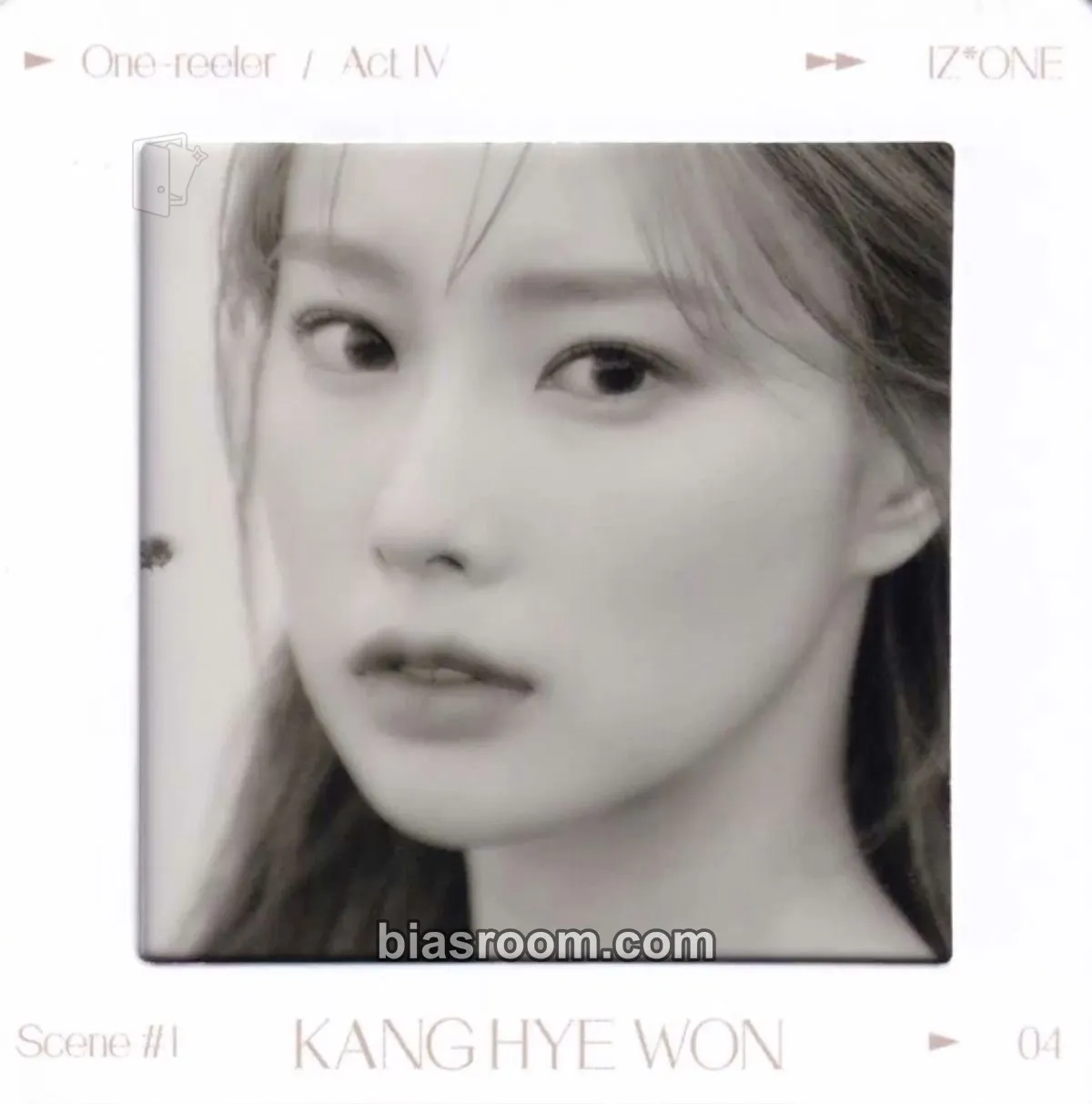 Hyewon One-reeler / Act IV Photocard - IZ*ONE - IZ*ONE K-pop photocard