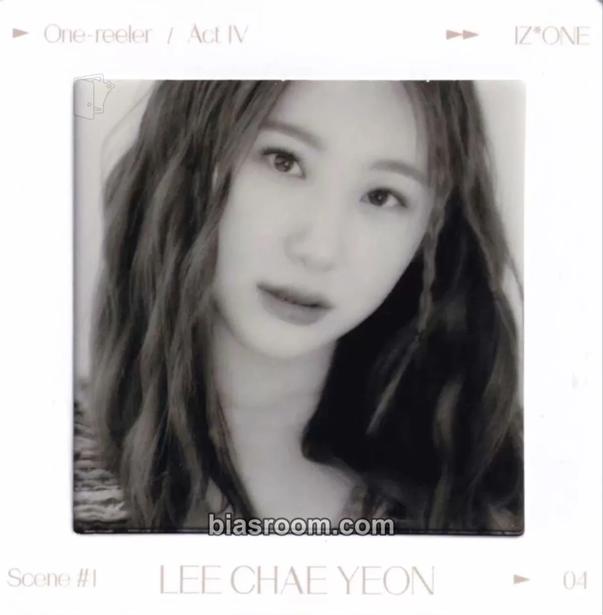 Lee Chaeyeon One-reeler / Act IV Photocard - IZ*ONE - IZ*ONE K-pop photocard