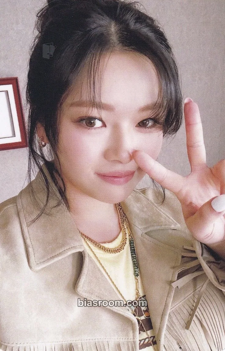 Jeongyeon ENEMY Photocard - TWICE - TWICE K-pop photocard