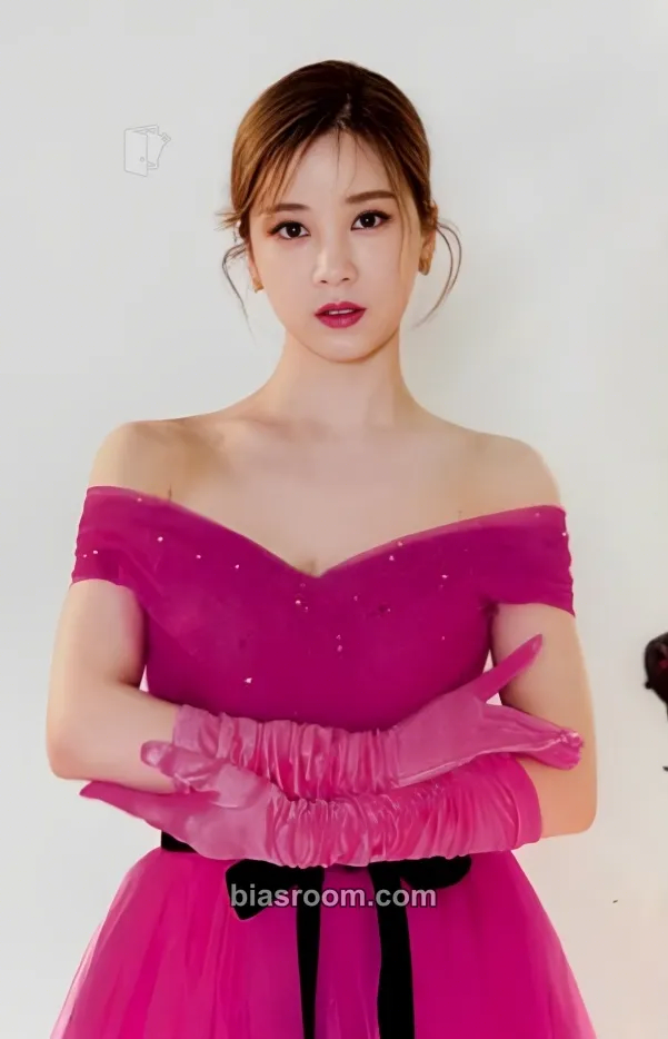 Chorong HORN Photocard - Apink - Apink K-pop photocard
