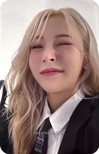 Moonbyul Starlit of Muse Photocard - MAMAMOO - MAMAMOO K-pop photocard