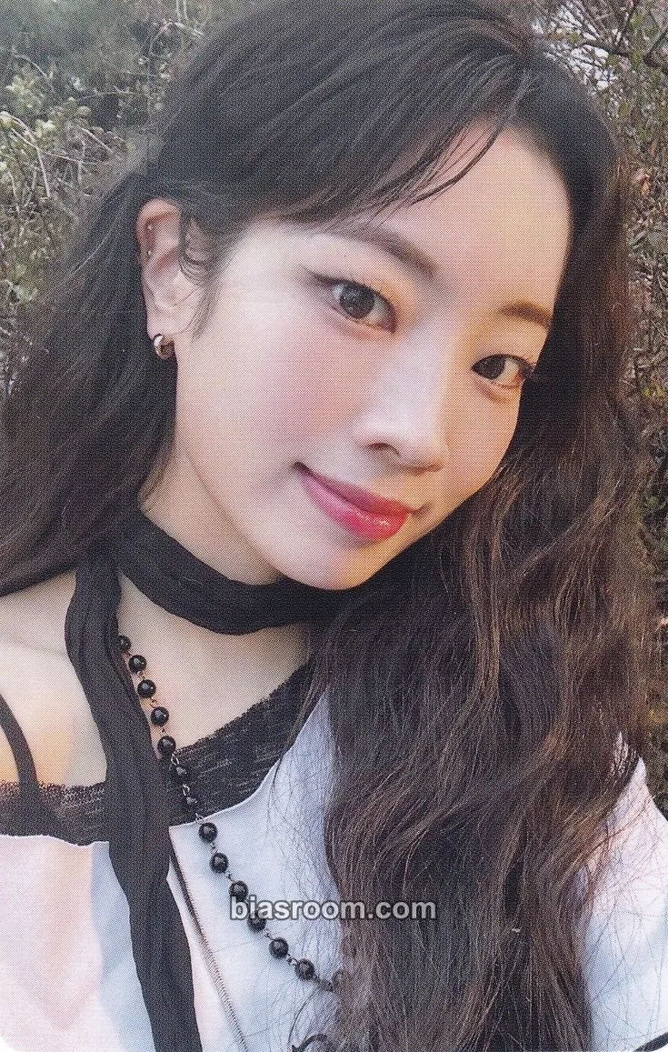 Dahyun ENEMY Photocard - TWICE - TWICE K-pop photocard