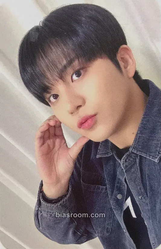 Jongho GOLDEN HOUR : Part.1 Photocard - ATEEZ - ATEEZ K-pop photocard