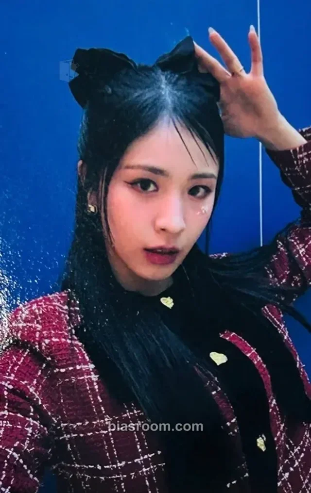 UNICODE - Mio - Hello, World! Code: J Album album photocard