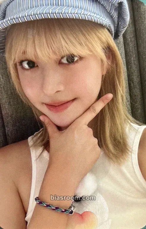 Lily Fe3O4: STICK OUT Photocard - NMIXX - NMIXX K-pop photocard