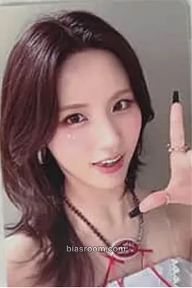 Jiyoon Wild Cherry Photocard - ICHILLIN’ - ICHILLIN’ K-pop photocard