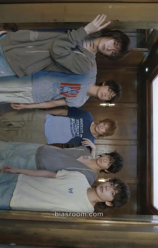 The Star Chapter: Together Photocard - TOMORROW X TOGETHER - TOMORROW X TOGETHER K-pop photocard