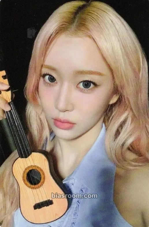Sumin S Photocard - STAYC - STAYC K-pop photocard
