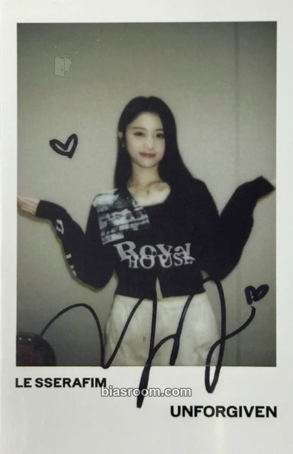 Huh Yunjin UNFORGIVEN Photocard - LE SSERAFIM - LE SSERAFIM K-pop photocard