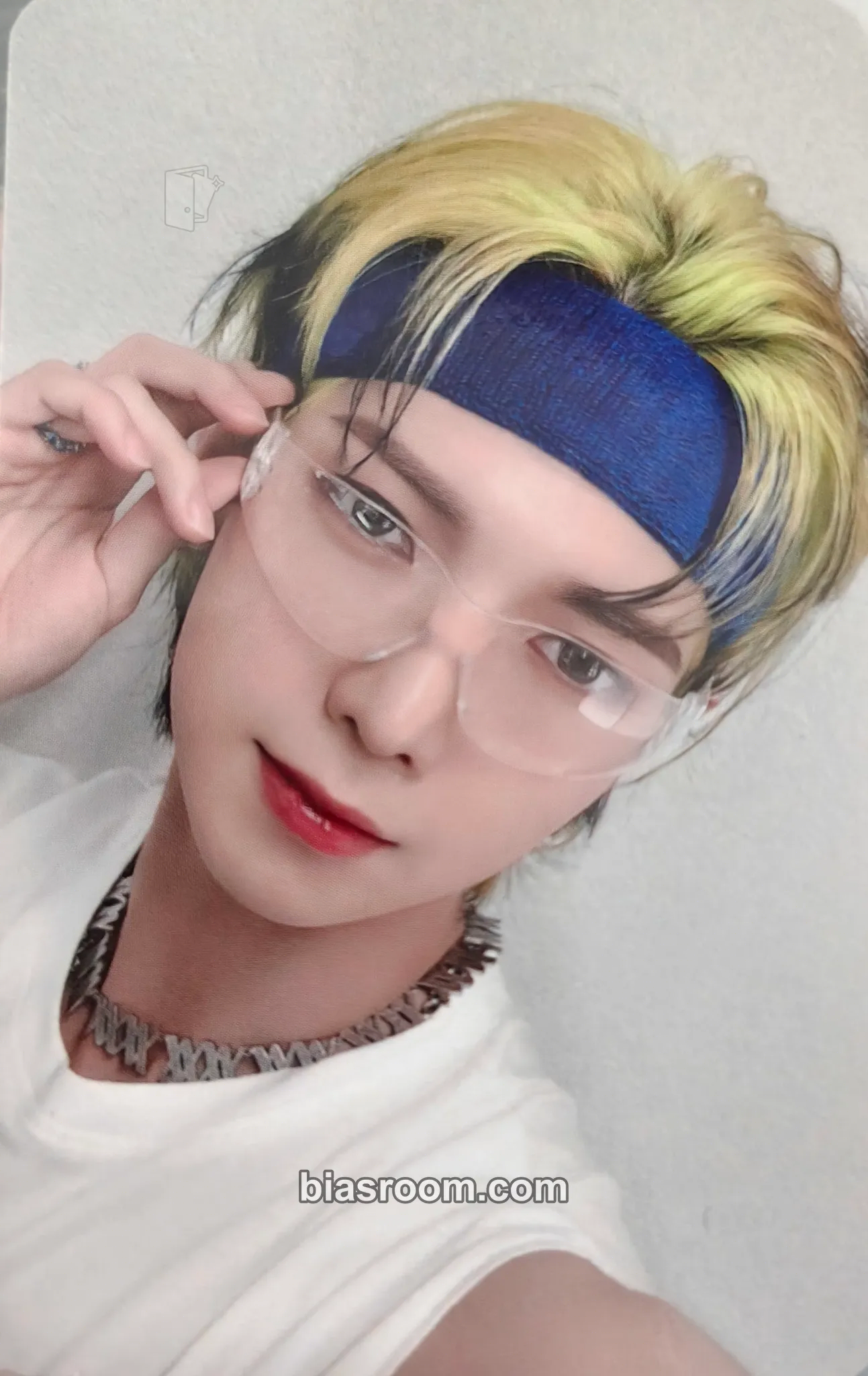 Yeosang THE WORLD EP.2 : OUTLAW Photocard - ATEEZ - ATEEZ K-pop photocard