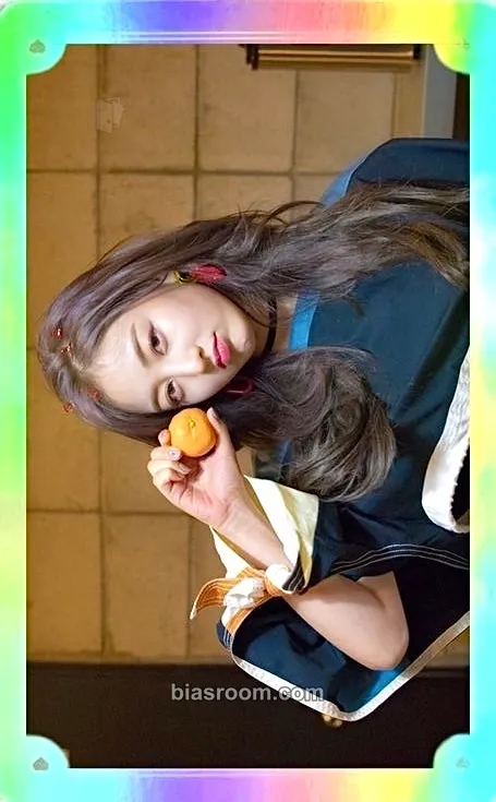 Jihyo TWICE TV 2018 DVD Photocard - TWICE - TWICE K-pop photocard
