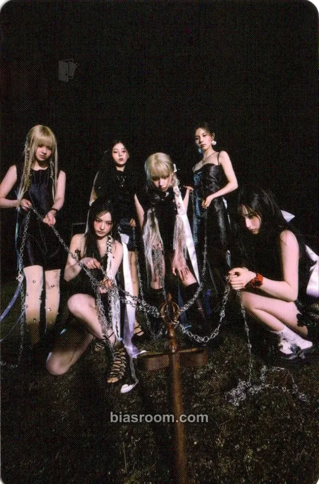NMIXX - Fe3O4: STICK OUT Album album photocard nemo version pyromancy version