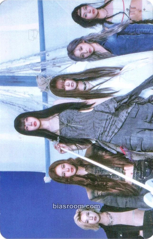Fe3O4: FORWARD Photocard - NMIXX - NMIXX K-pop photocard