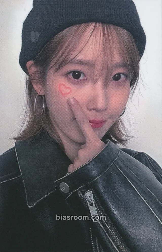 IU - IU - The Winning Album fansign video call (fancall) apple music whosfan