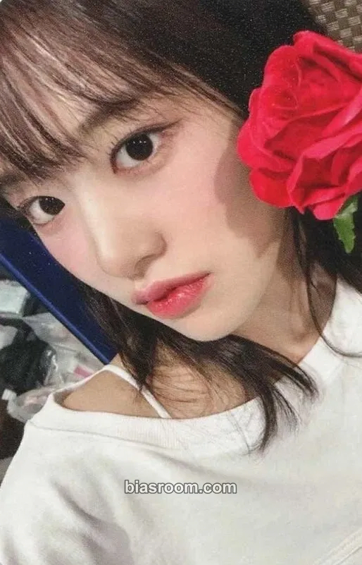 Yujin IVE EMPATHY Photocard - IVE - IVE K-pop photocard