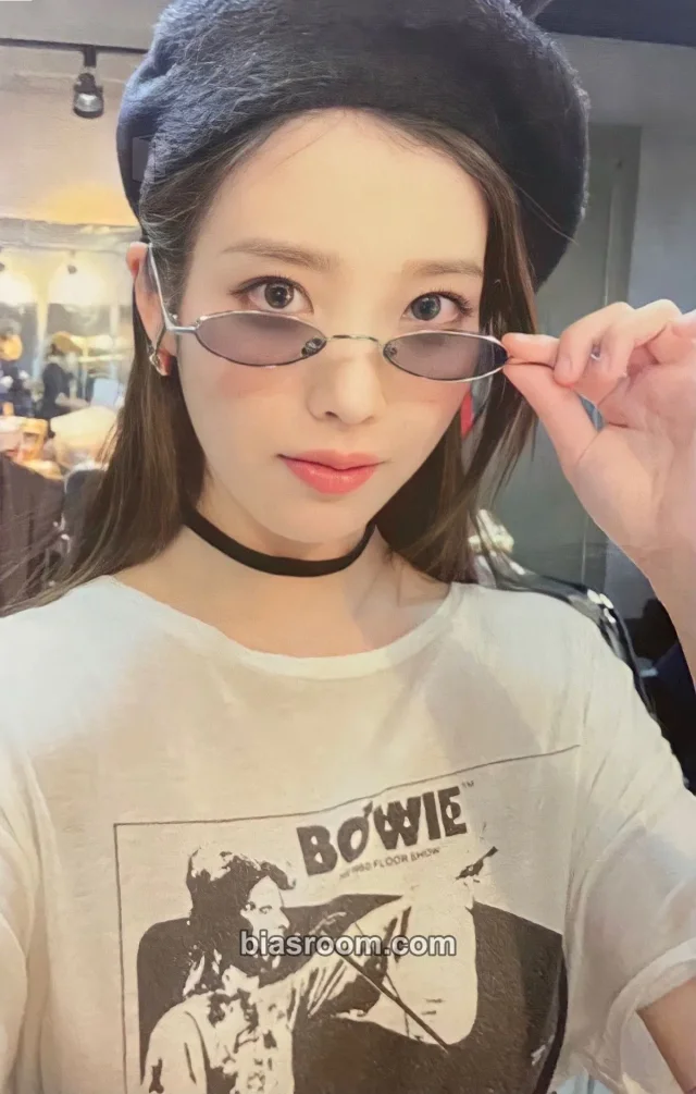 IU - IU - LILAC Album pob (pre-order benefit) music korea
