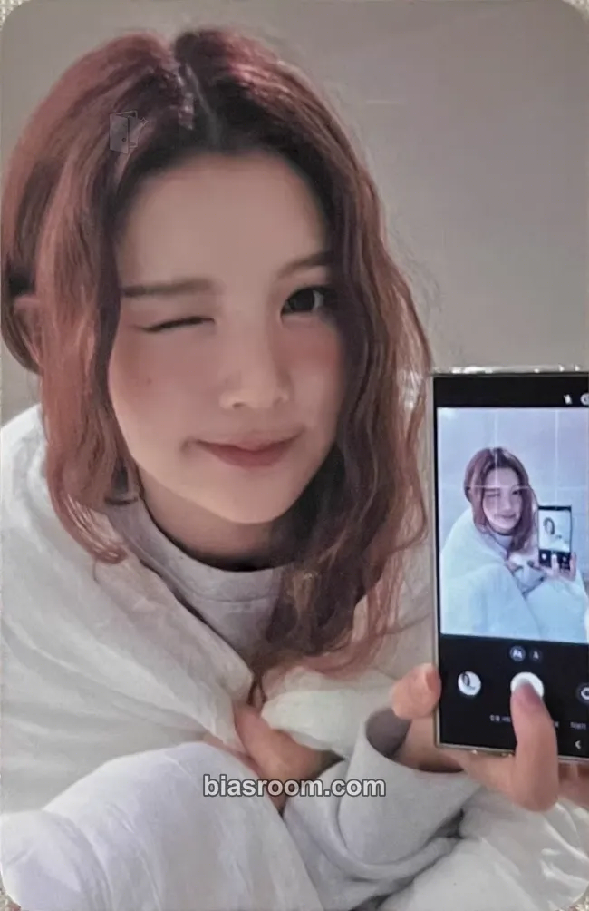 A-na STYLE Photocard - Hearts2Hearts - Hearts2Hearts K-pop photocard