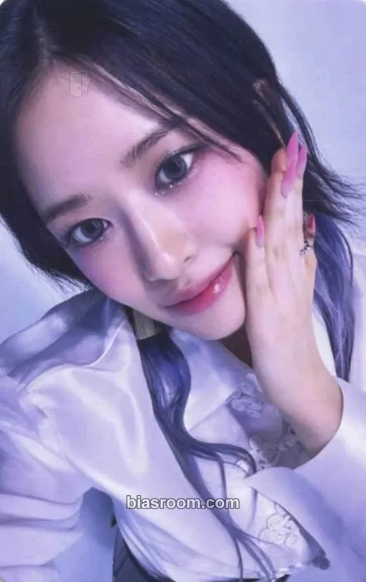 Yujin IVE SWITCH Photocard - IVE - IVE K-pop photocard