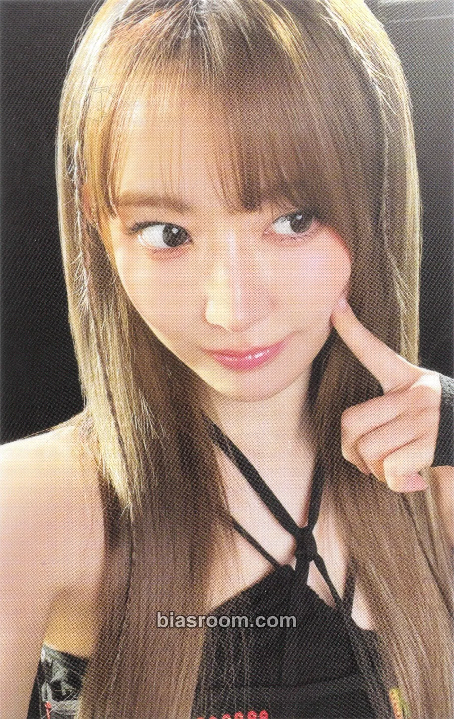 Sakura Easy Crazy Hot Tour (2025) Photocard - LE SSERAFIM - LE SSERAFIM K-pop photocard