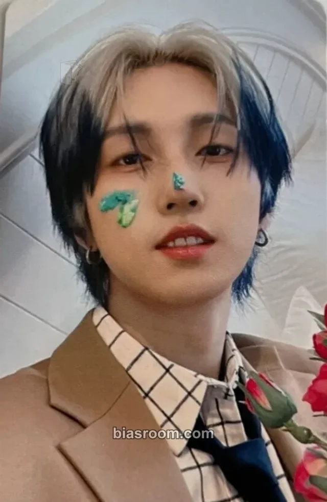 M.O.N.T - Roda - IDGAF Album album photocard