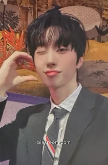 Bitsaeon IDGAF Photocard - M.O.N.T - M.O.N.T K-pop photocard