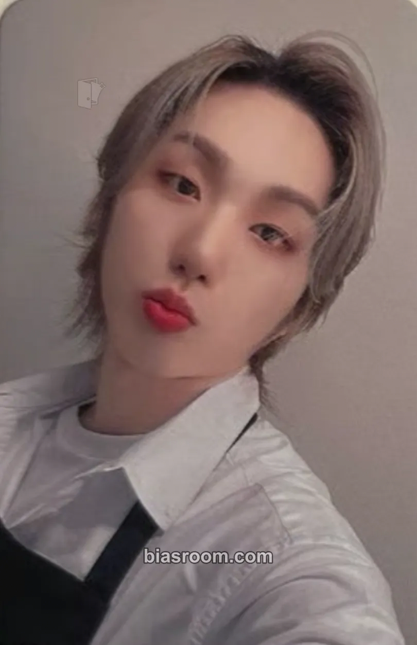 Narachan IDGAF Photocard - M.O.N.T - M.O.N.T K-pop photocard
