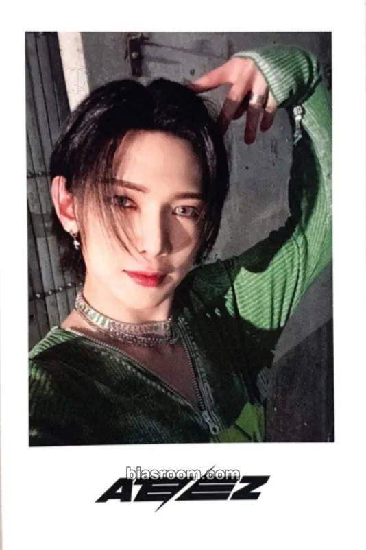 Yeosang THE WORLD EP.2 : OUTLAW Photocard - ATEEZ - ATEEZ K-pop photocard