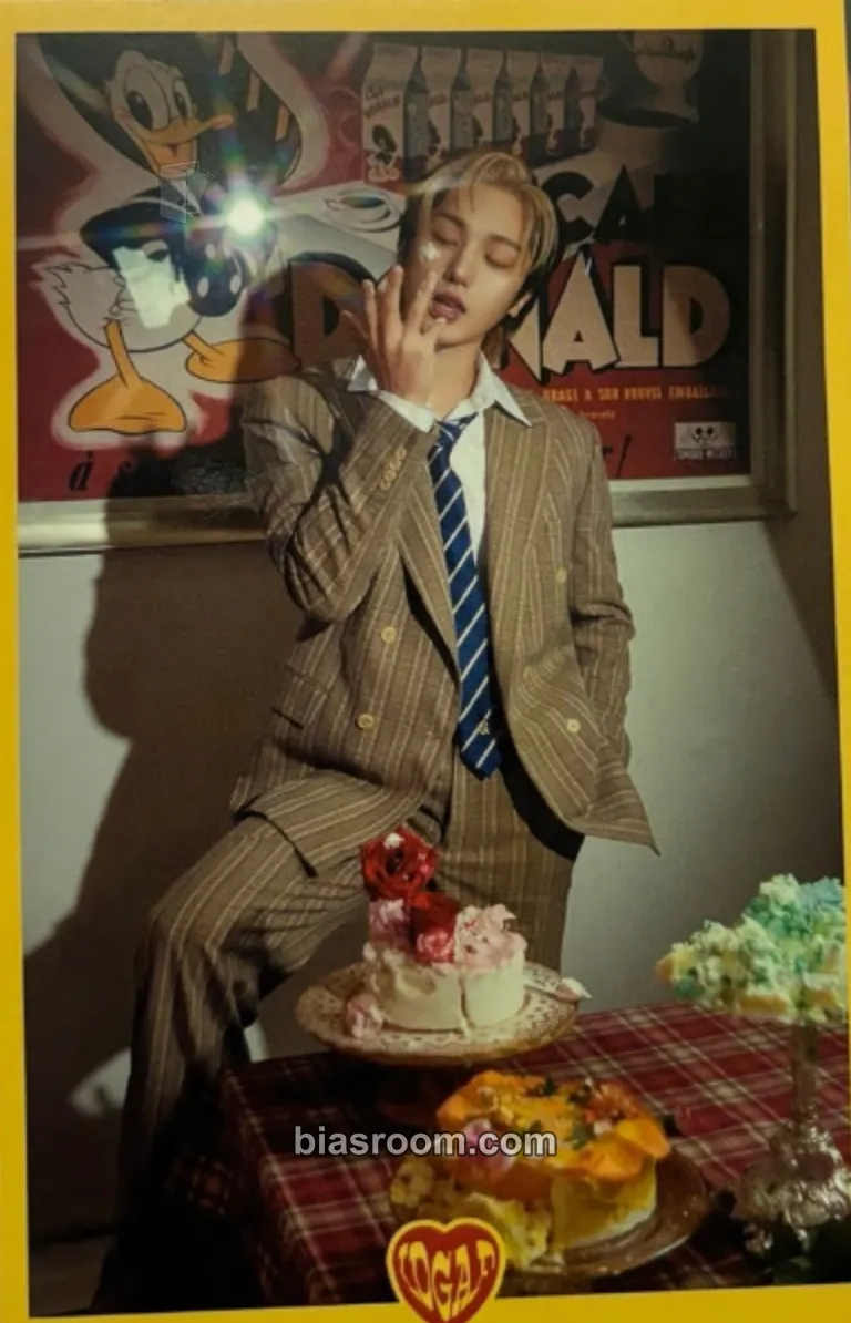 Narachan IDGAF Photocard - M.O.N.T - M.O.N.T K-pop photocard