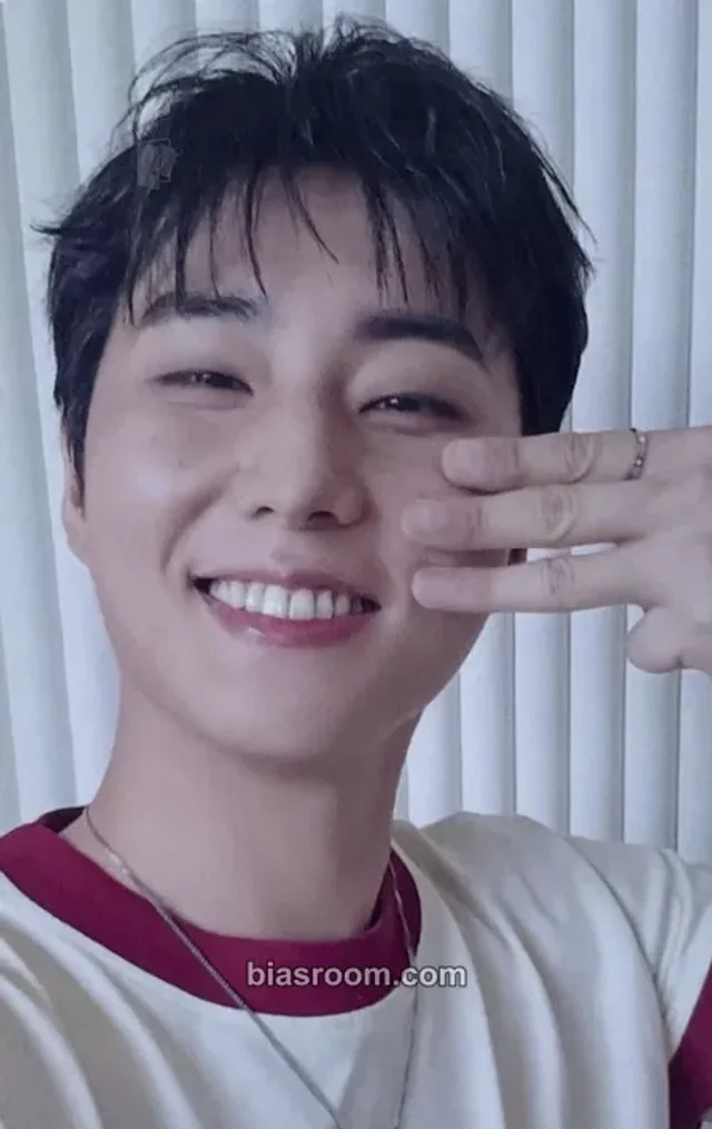 DAY6  - Young K - 2026 Season's Greetings - The Press Button Other pob (pre-order benefit) music korea