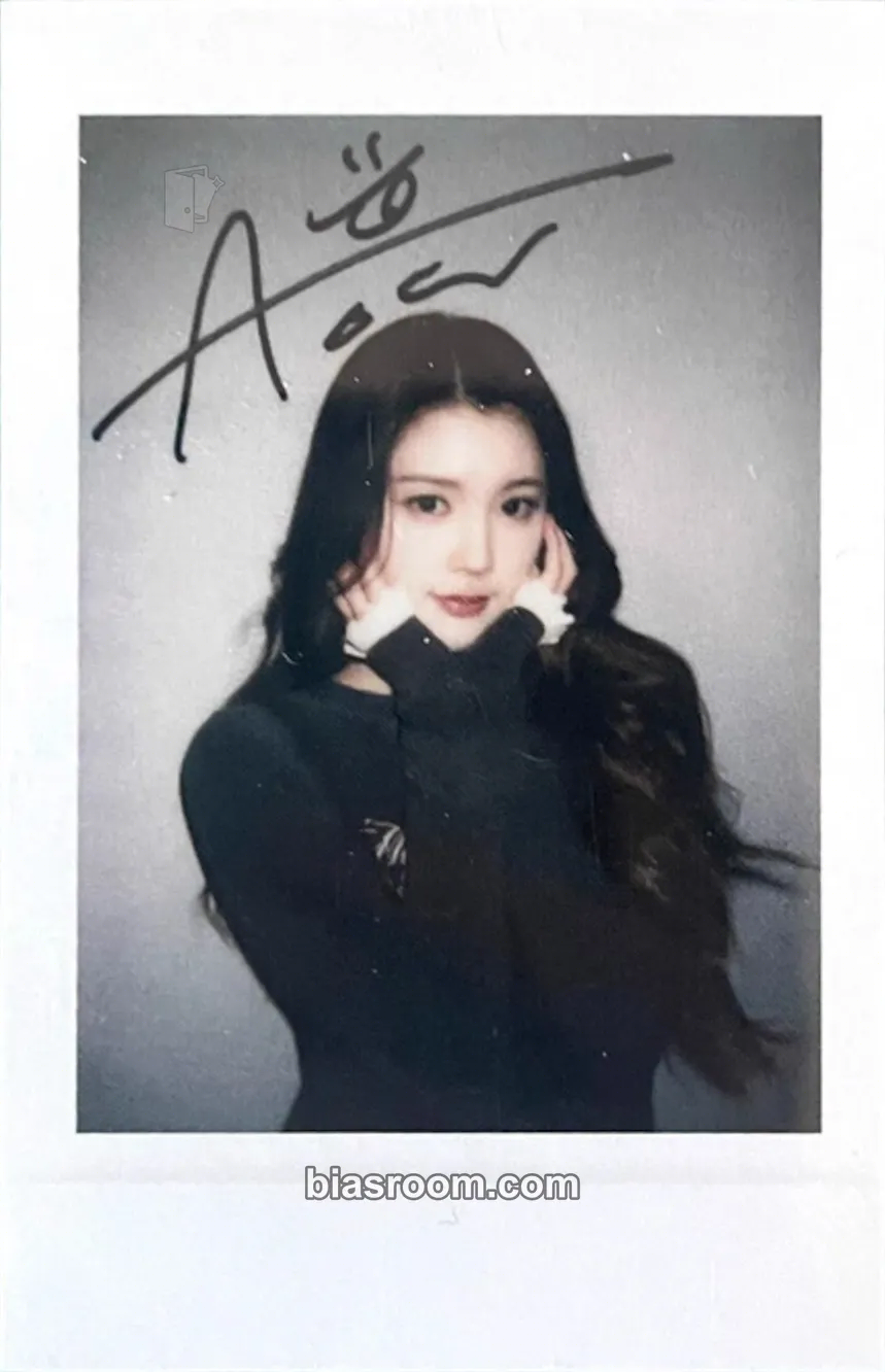 A-na FOCUS Photocard - Hearts2Hearts - Hearts2Hearts K-pop photocard