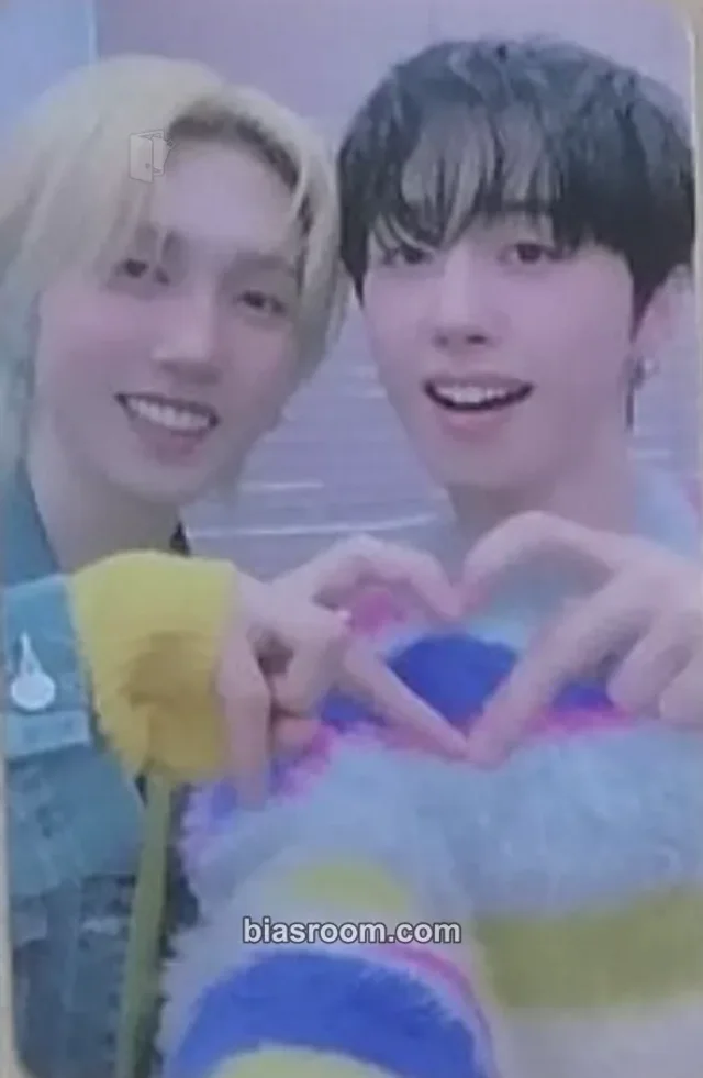 M.O.N.T - Narachan & Bitsaeon - IDGAF Album hellolive unit photocard