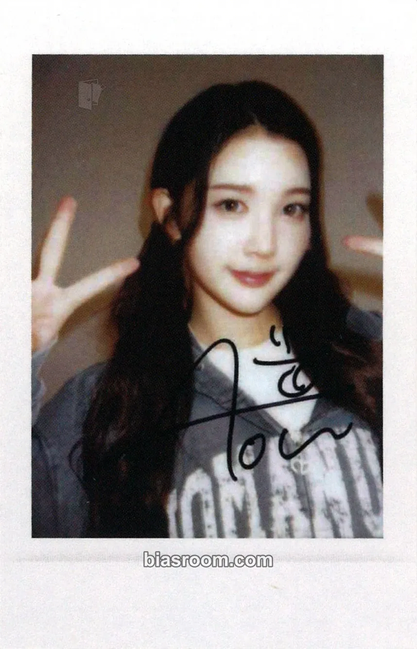 A-na FOCUS Photocard - Hearts2Hearts - Hearts2Hearts K-pop photocard