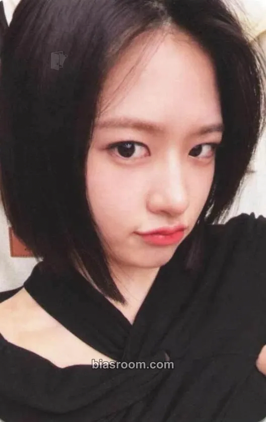 Yujin IVE SWITCH Photocard - IVE - IVE K-pop photocard