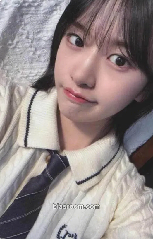 Yujin IVE SWITCH Photocard - IVE - IVE K-pop photocard